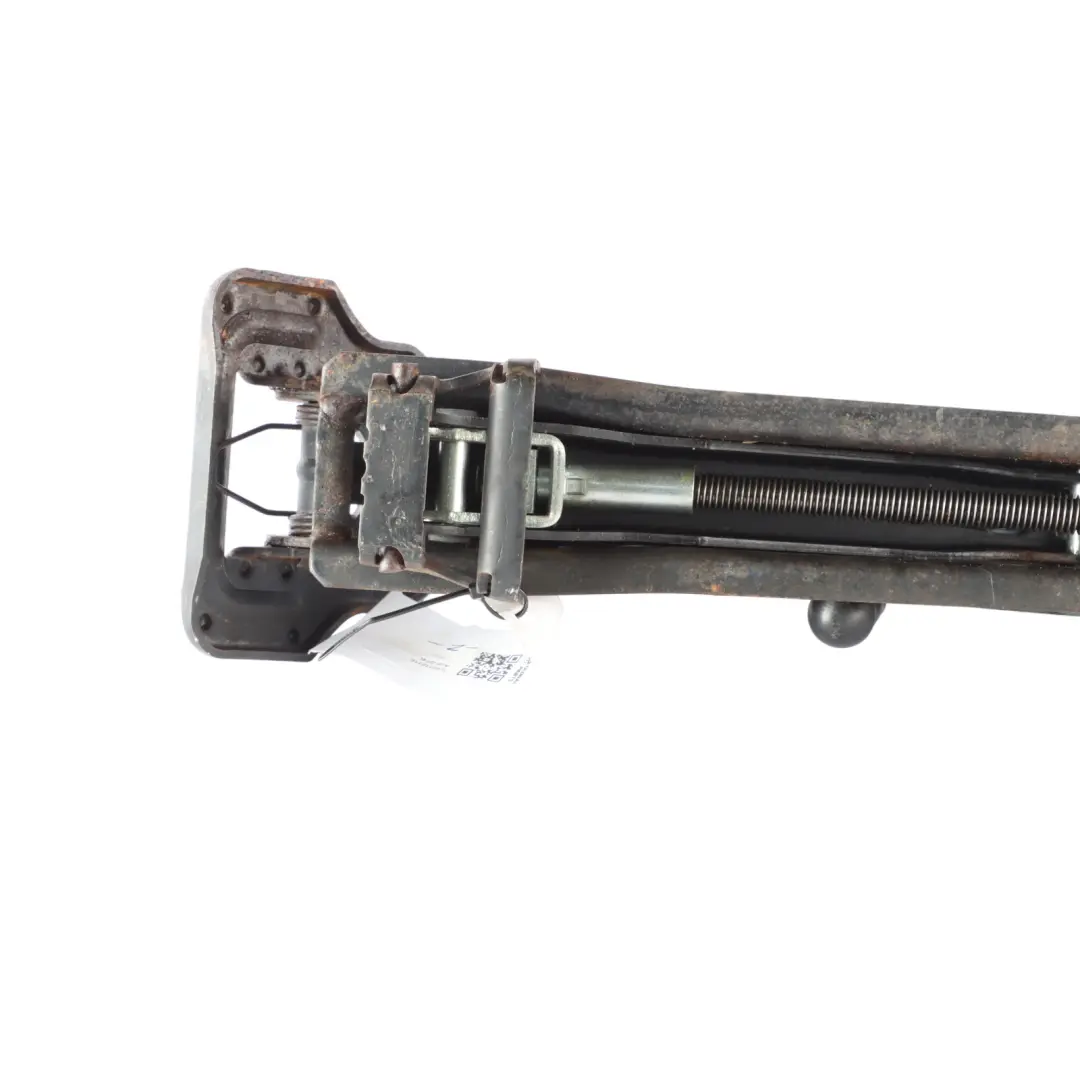 VW Volkswagen Touareg 7L Emergency Scissor Lifting Car Jack Tool - SKU 7L0011031E - Part number 7L0011031E