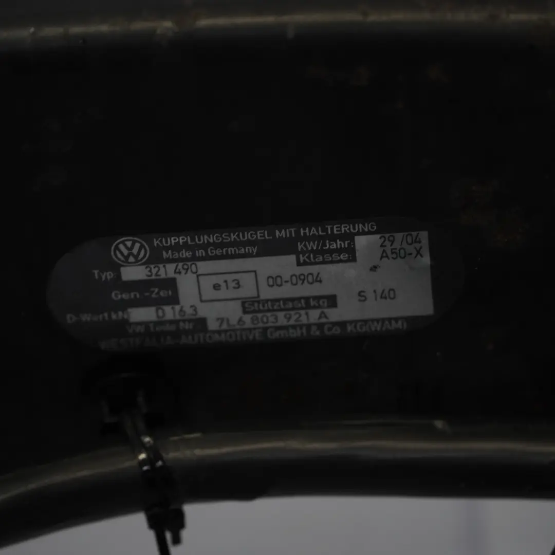 7L Gancio Di Traino Gancio Di Traino per Volkswagen VW Touareg con numero di parte 7L0092155A Volkswagen VW Touareg 7L Gancio Di Traino Gancio Di Traino - SKU 7L0092155A - Numero di parte 7L0092155A