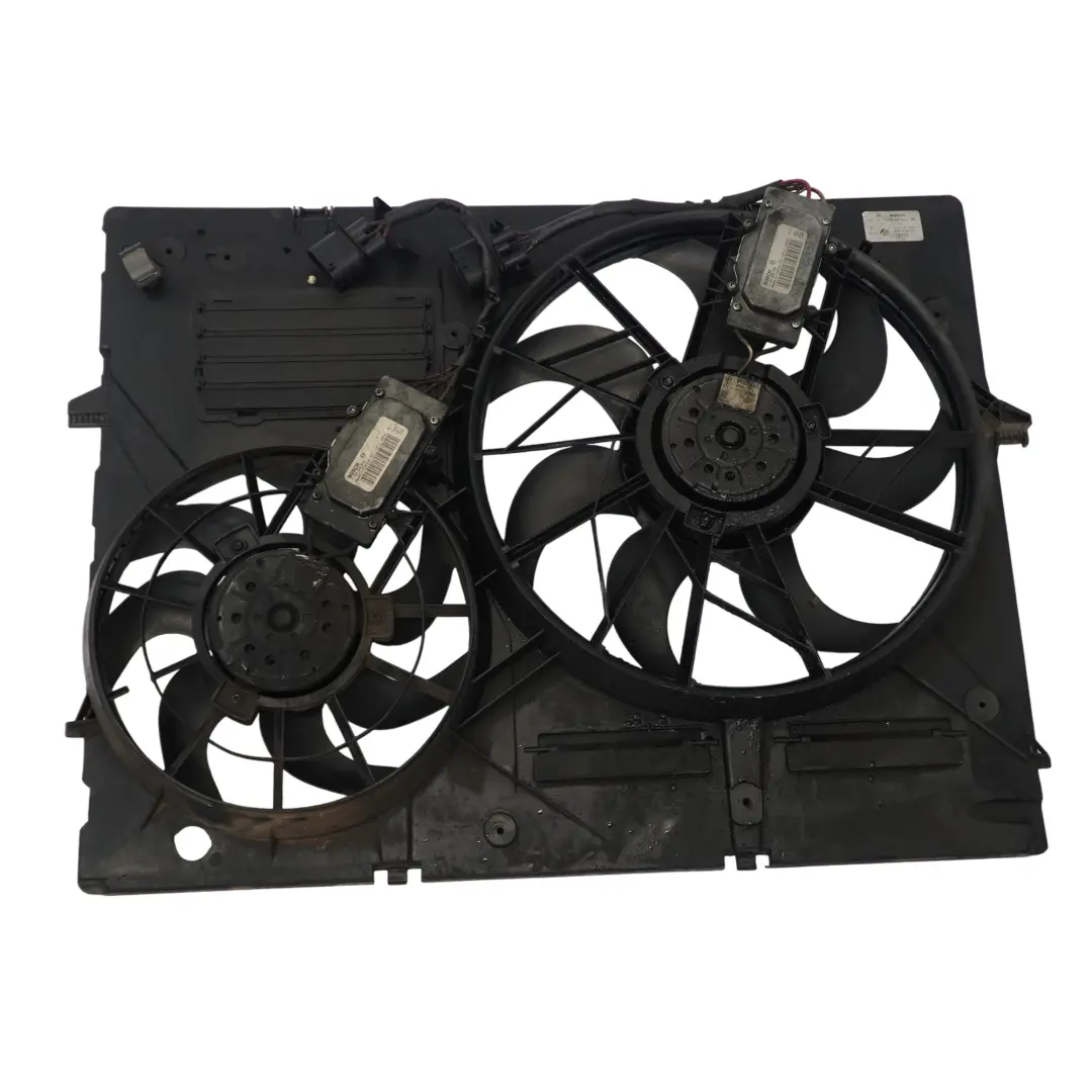 A/C Climatisation Radiateur Ventilateur pour Audi Q7 4L 3.0 TDI BUG Diesel à propos du numéro de pièce 7L0121207D Audi Q7 4L 3.0 TDI BUG Diesel A/C Climatisation Radiateur Ventilateur - SKU 7L0121207D - Numéro de pièce 7L0121207D