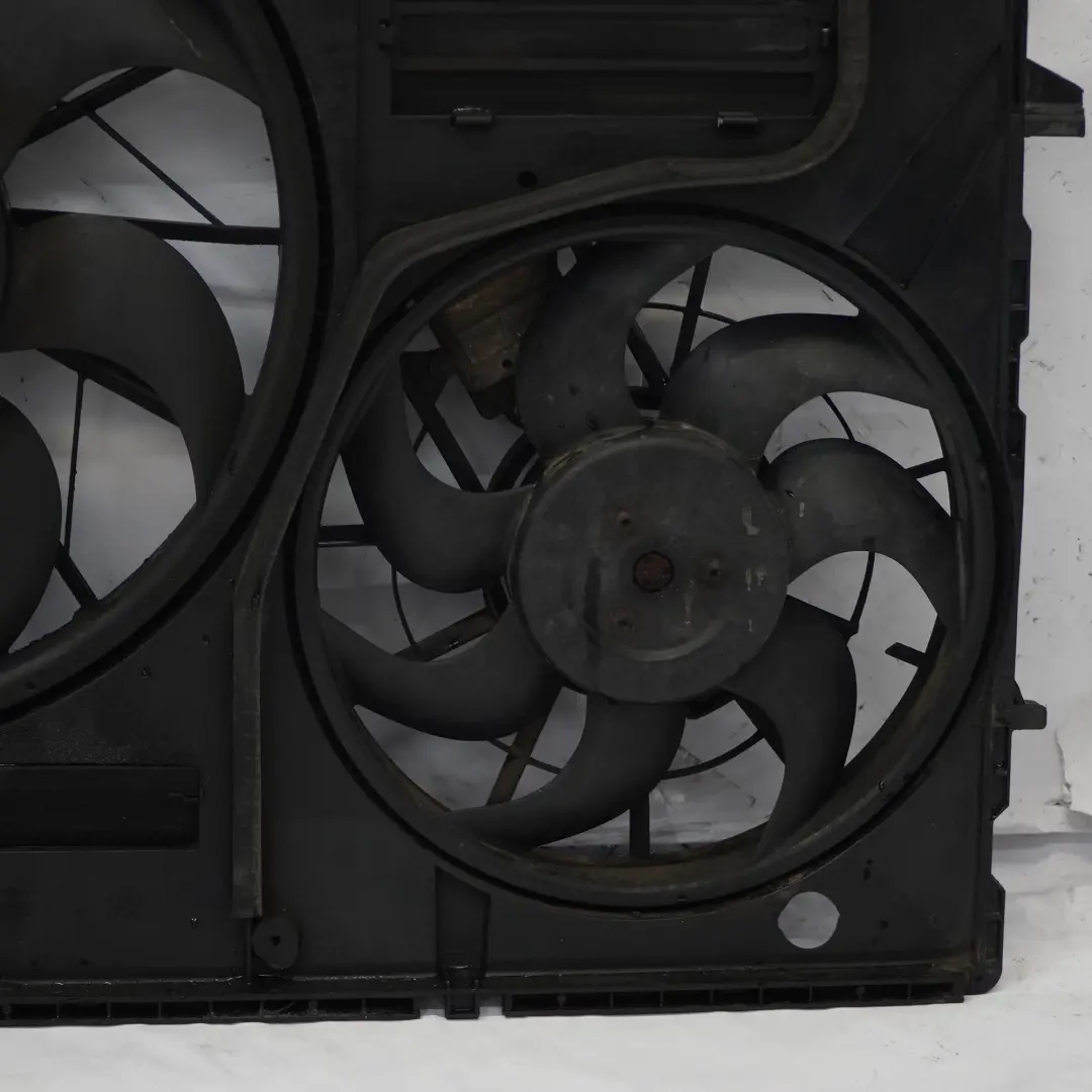 Audi Q7 4L 3.0 TDI BUG Diesel A/C Air Condition Radiator Fan Shroud - SKU 7L0121207D - Part number 7L0121207D