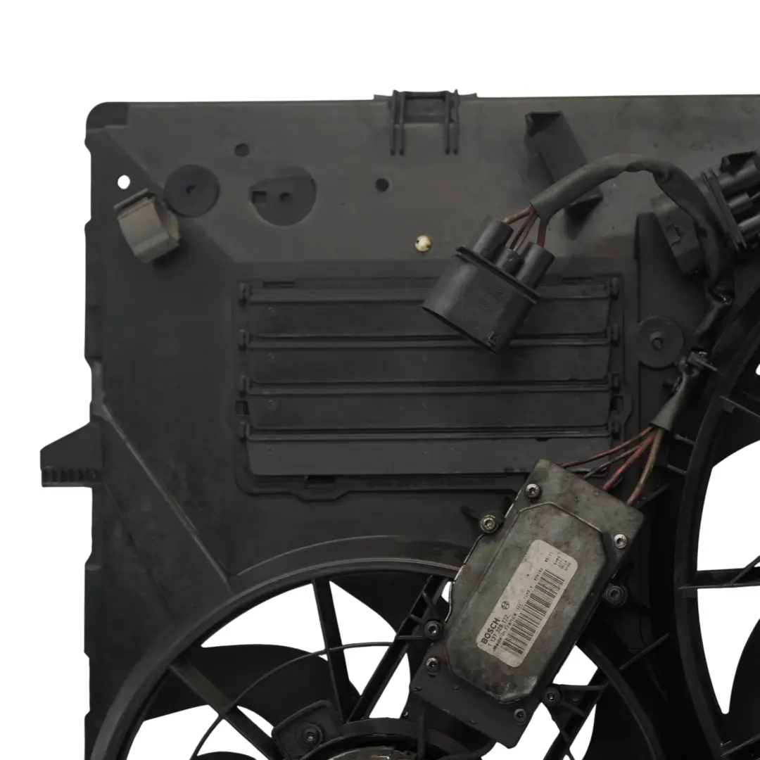 Audi Q7 4L 3.0 TDI BUG Diesel A/C Air Condition Radiator Fan Shroud - SKU 7L0121207D - Part number 7L0121207D