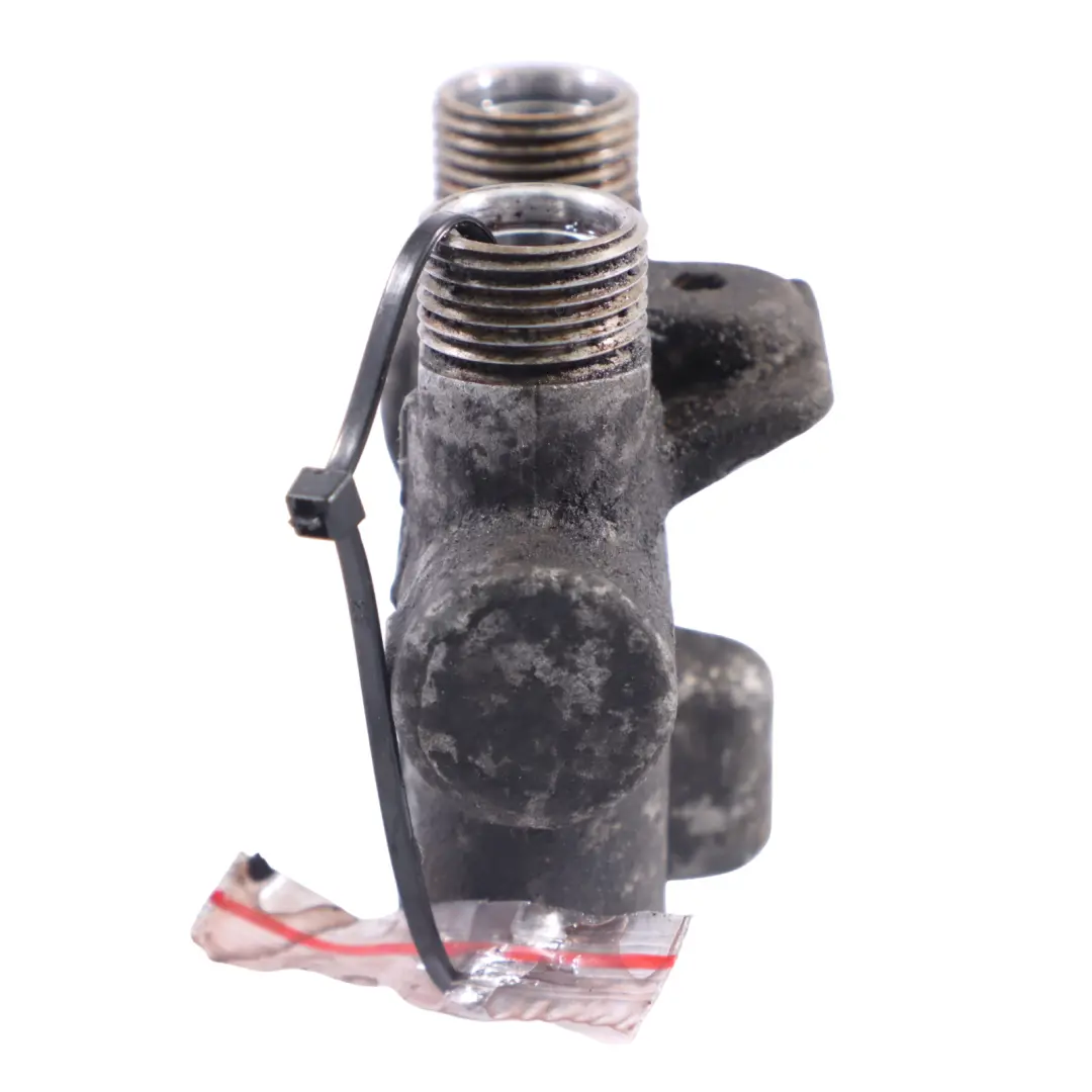 VW Volkswagen Touareg 7L Thermostat Refroidisseur D'Huile Radiateur - SKU 7L0317027A - Numéro de pièce 7L0317027A