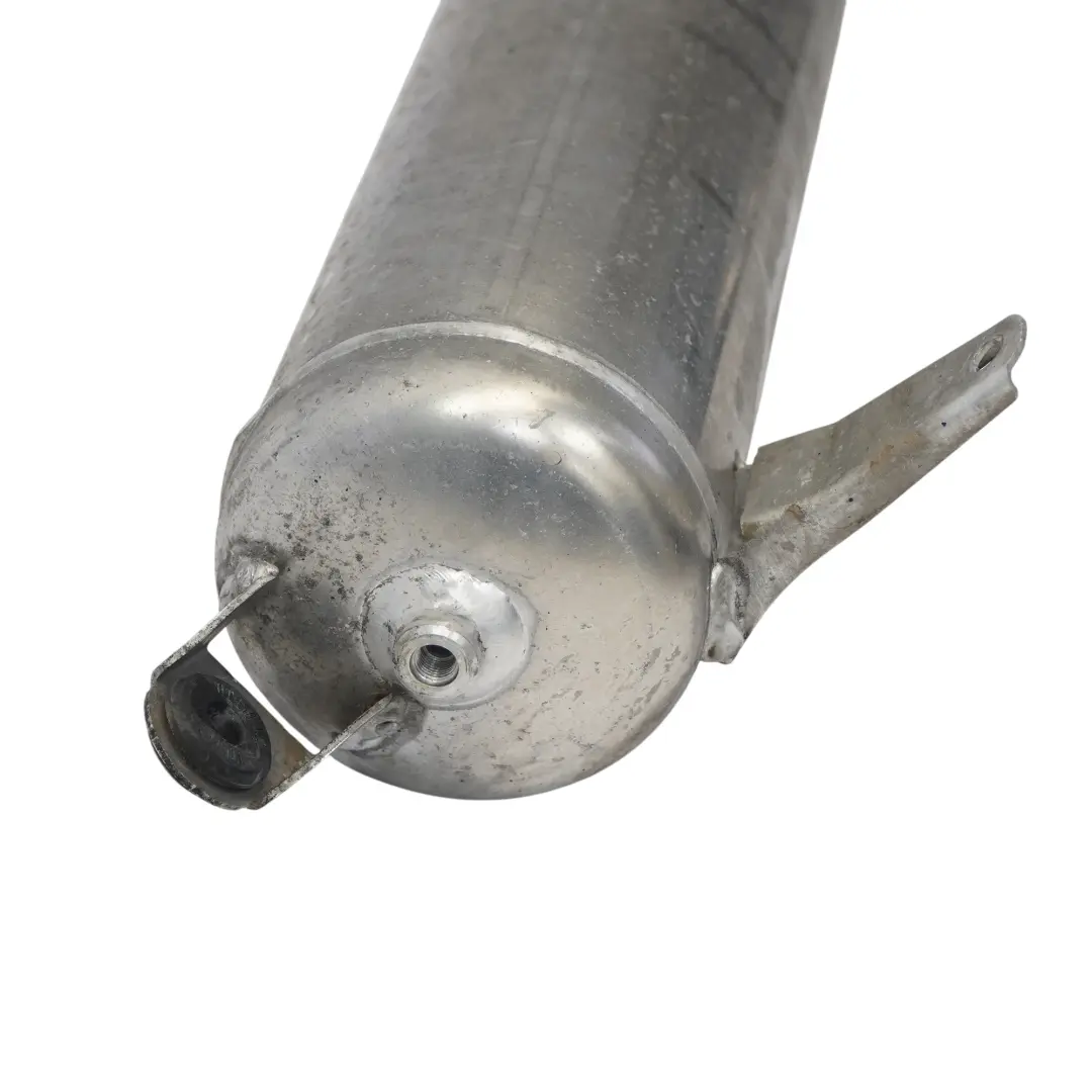 Front Air Suspension Tank Reservoir Pressure Accumulator to Audi Q7 4L with Part number 7L0616201A Audi Q7 4L Front Air Suspension Tank Reservoir Pressure Accumulator - SKU 7L0616201A - Part number 7L0616201A