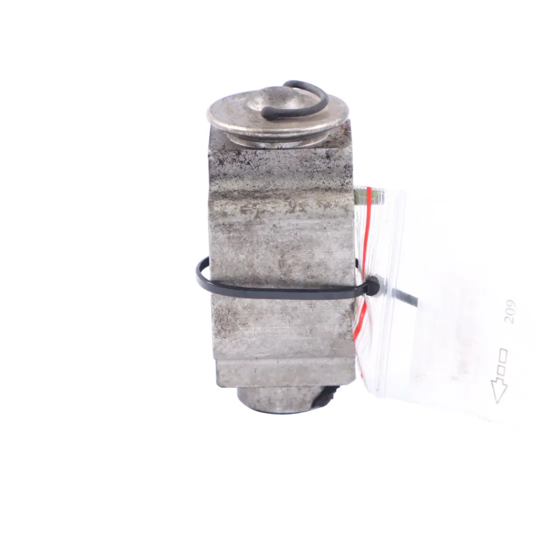 Zawór Rozprężny Klimatyzacji do Audi Q7 4L o numerze 7L0820679B Audi Q7 4L Zawór Rozprężny Klimatyzacji - SKU 7L0820679B - Numer Części 7L0820679B