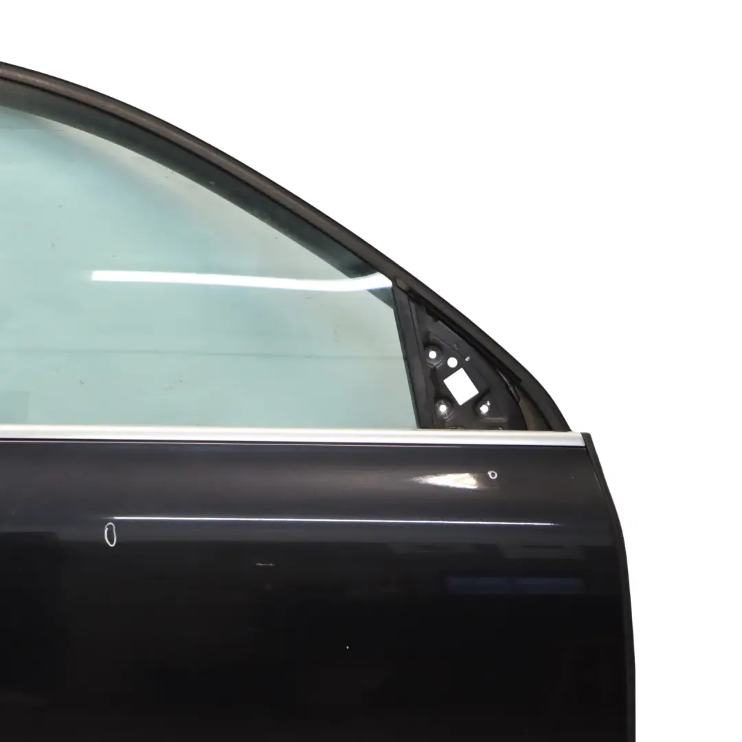 Front Right Door O/S Black Magic Pearl - C9Z to VW Volkswagen Touareg with Part number 7L0831056L VW Volkswagen Touareg Front Right Door O/S Black Magic Pearl - C9Z - SKU 7L0831056L-BLM - Part number 7L0831056L
