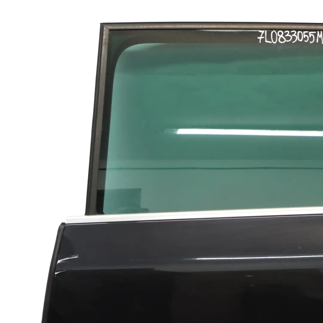 VW Volkswagen Touareg Puerta Trasera Izquierda Black Magic Pearl Negro - C9Z - SKU 7L0833055M-BLM - Número de pieza 7L0833055M