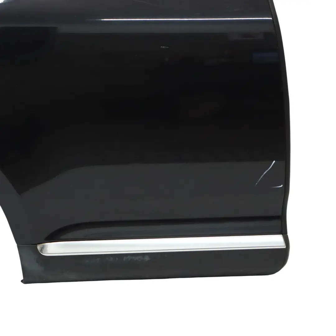 Puerta Trasera Derecha Black Magic Pearl - C9Z para VW Volkswagen Touareg con número de pieza 7L0833056M VW Volkswagen Touareg Puerta Trasera Derecha Black Magic Pearl - C9Z - SKU 7L0833056M-BLM - Número de pieza 7L0833056M