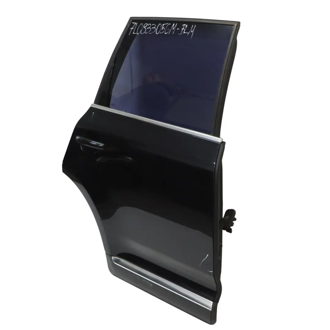Puerta Trasera Derecha Black Magic Pearl - C9Z para VW Volkswagen Touareg con número de pieza 7L0833056M VW Volkswagen Touareg Puerta Trasera Derecha Black Magic Pearl - C9Z - SKU 7L0833056M-BLM - Número de pieza 7L0833056M