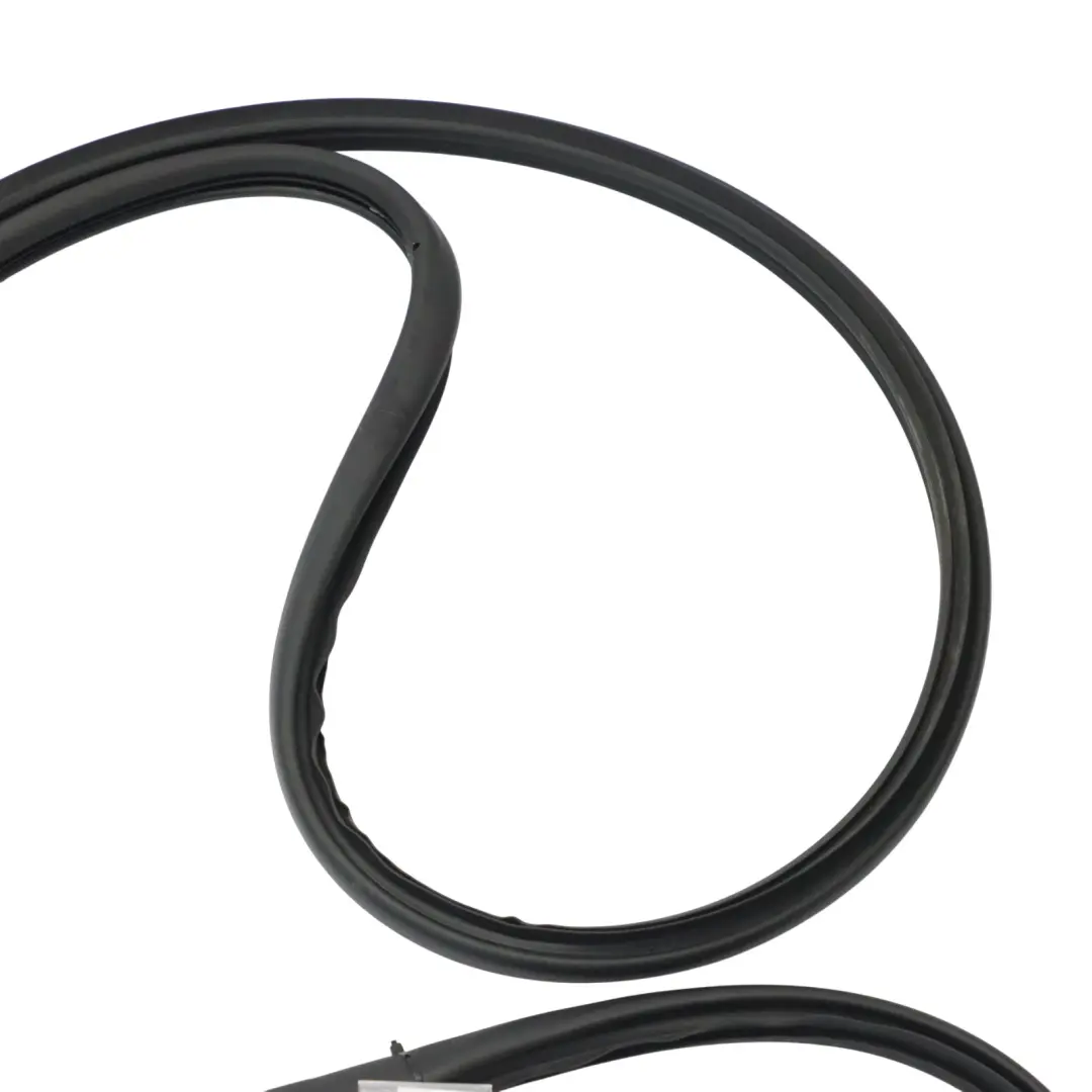 VW Touareg 7L Joint D'Étanchéité Extérieur De Porte Arrière Droite - SKU 7L0837911E - Numéro de pièce 7L0837911E