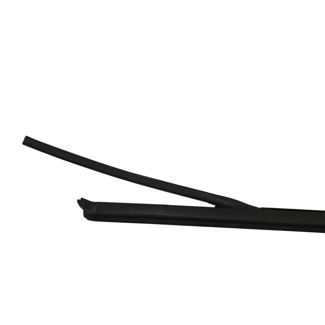 Volkswagen Touareg 7L Hintere Fenster Führung Dichtung Rahmen Links - SKU 7L0839431C - Teilenummer 7L0839431C