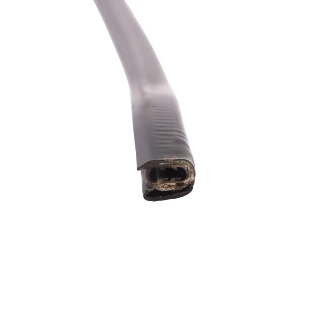 Joint De Porte Avant Gauche Volkswagen Touareg 7L pour à propos du numéro de pièce 7L0839717 Joint De Porte Avant Gauche Volkswagen Touareg 7L - SKU 7L0839717 - Numéro de pièce 7L0839717