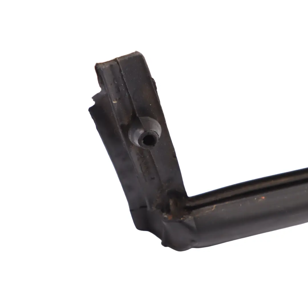 Volkswagen Touareg 7L Tira De Sellado De La Puerta Delantera Izquierda - SKU 7L0839717 - Número de pieza 7L0839717