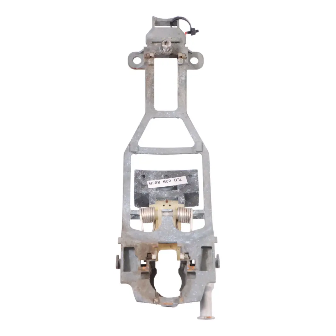 7L Klamka Drzwi Zewnętrzna Lewy Tył do VW Volkswagen Touareg o numerze 7L0839885B VW Volkswagen Touareg 7L Klamka Drzwi Zewnętrzna Lewy Tył - SKU 7L0839885B - Numer Części 7L0839885B