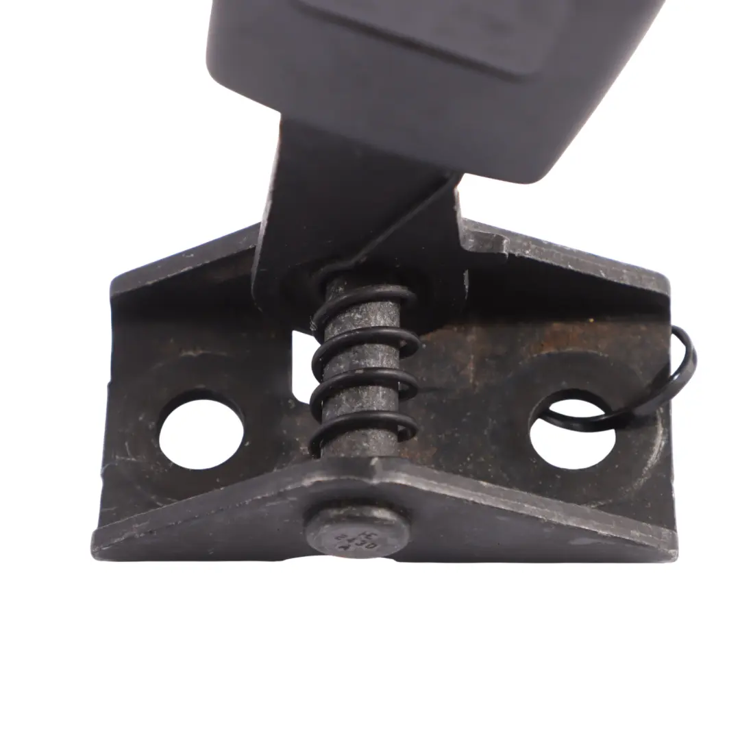 7L Pestillo hebilla cinturón trasero derecho para Volkswagen Touareg con número de pieza 7L0857821C Volkswagen Touareg 7L Pestillo hebilla cinturón trasero derecho - SKU 7L0857821C - Número de pieza 7L0857821C