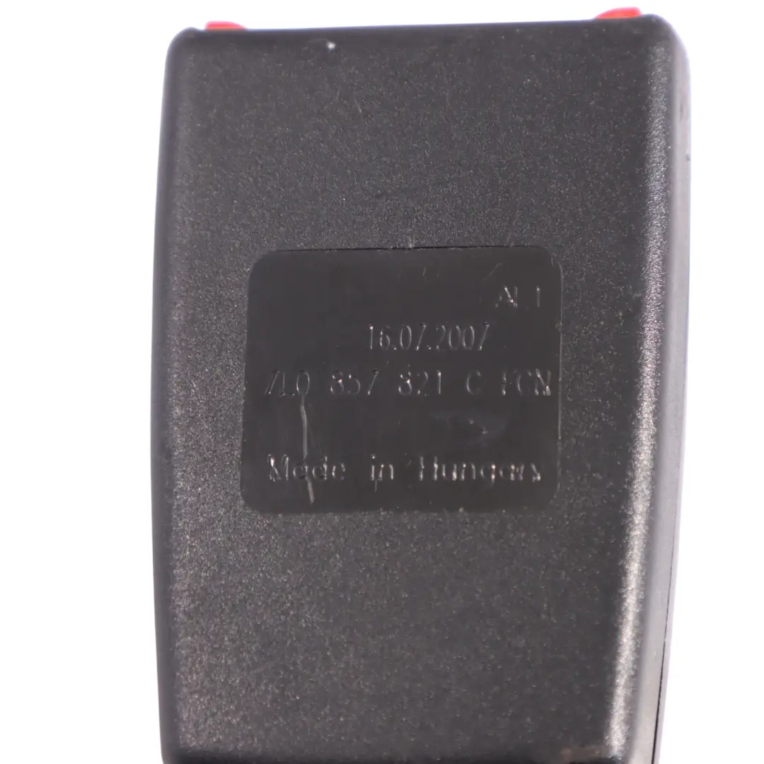 7L Klamra Pasa Bezpieczeństwa do Volkswagen Touareg o numerze 7L0857821C Volkswagen Touareg 7L Klamra Pasa Bezpieczeństwa - SKU 7L0857821C - Numer Części 7L0857821C