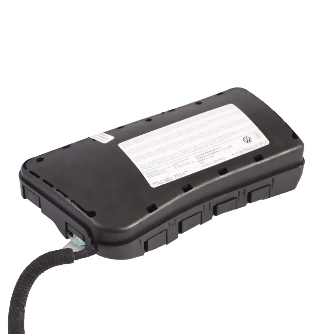 Volkswagen Touareg 7L Side Seat Air Module Front Left N/S - SKU 7L0880239L - Part number 7L0880239L