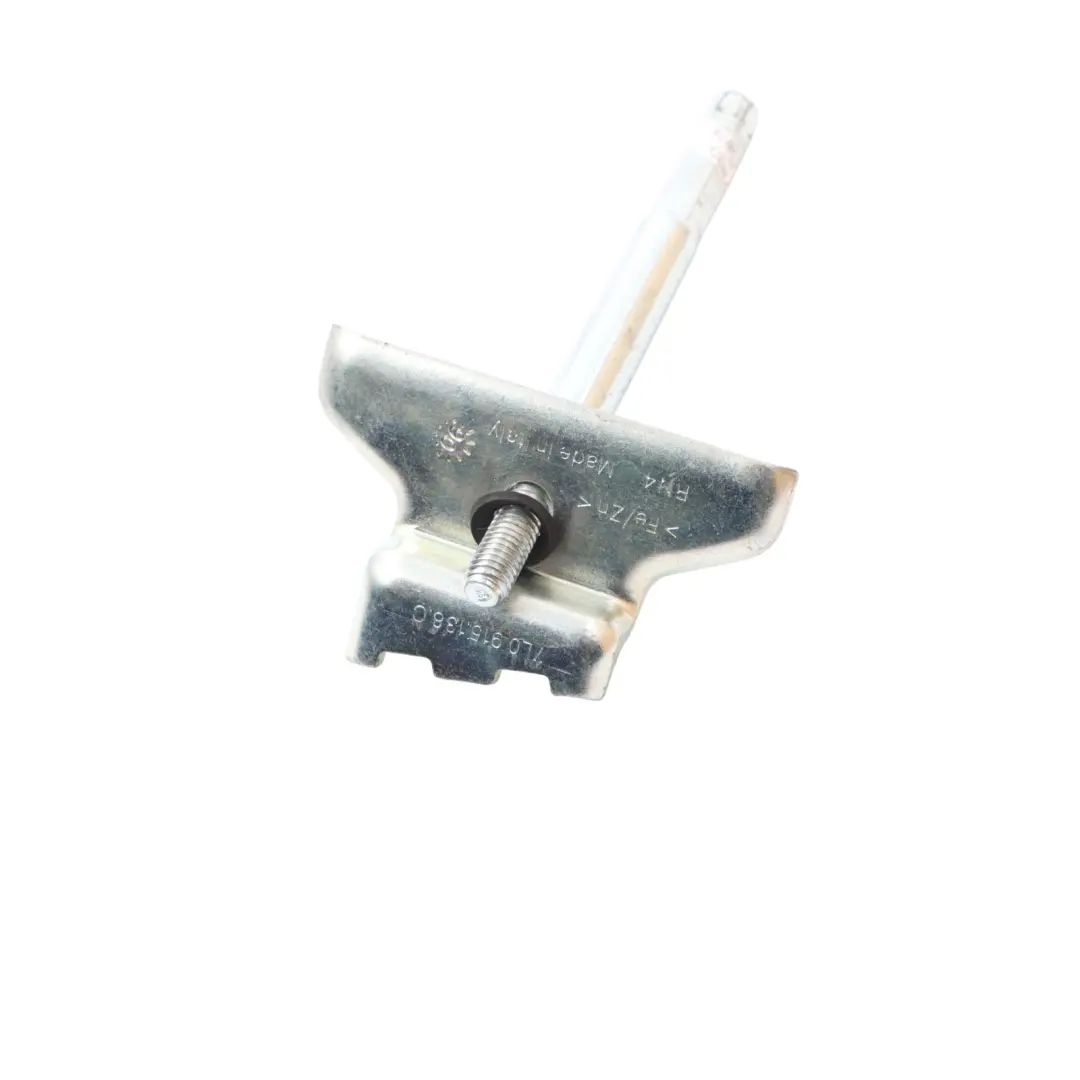 Staffa Di Montaggio Della Batteria Parte Holder per Audi Q7 4L con numero di parte 7L0915138C Audi Q7 4L Staffa Di Montaggio Della Batteria Parte Holder - SKU 7L0915138C - Numero di parte 7L0915138C
