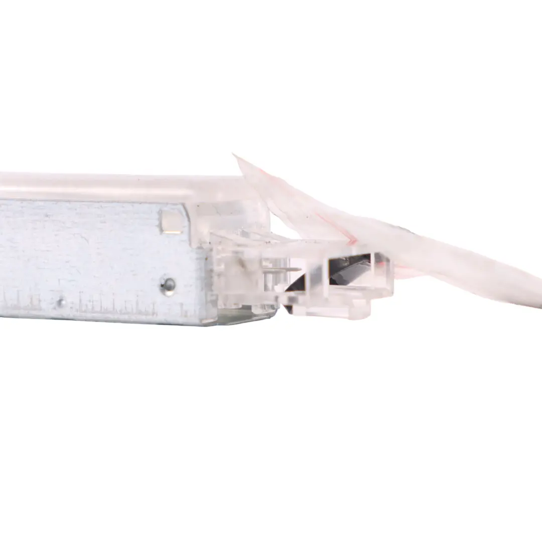 Luce stivaggio vano portaoggetti per Audi A4 B9 RS5 Volkswagen Golf Tiguan con numero di parte 7L0947415 Audi A4 B9 RS5 Volkswagen Golf Tiguan Luce stivaggio vano portaoggetti - SKU 7L0947415 - Numero di parte 7L0947415