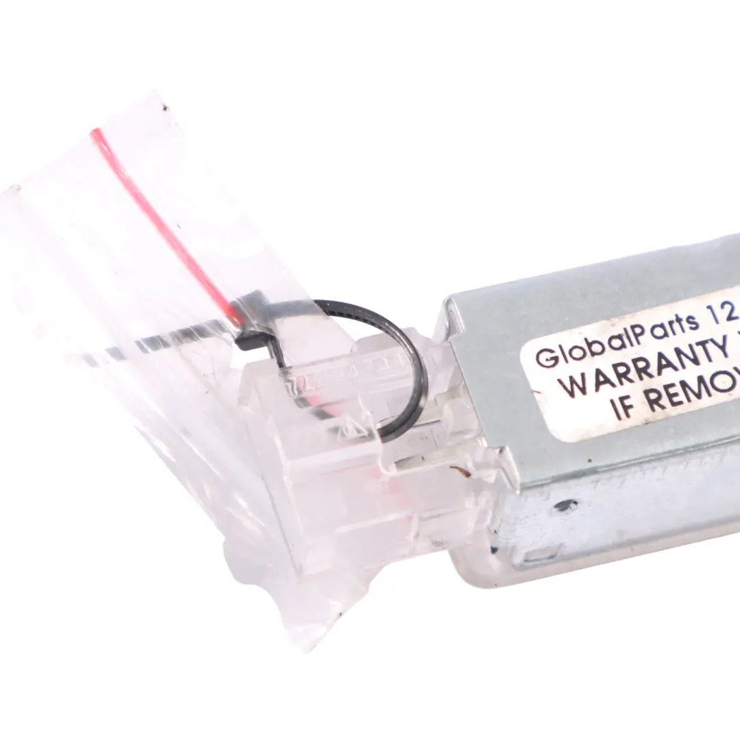 Luz almacenamiento guantera Audi A4 B9 A5 RS5 Volkswagen Golf Tiguan para con número de pieza 7L0947415 Luz almacenamiento guantera Audi A4 B9 A5 RS5 Volkswagen Golf Tiguan - SKU 7L0947415 - Número de pieza 7L0947415