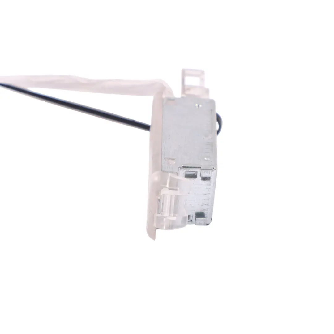 Luce stivaggio vano portaoggetti per Audi A4 B9 RS5 Volkswagen Golf Tiguan con numero di parte 7L0947415 Audi A4 B9 RS5 Volkswagen Golf Tiguan Luce stivaggio vano portaoggetti - SKU 7L0947415 - Numero di parte 7L0947415