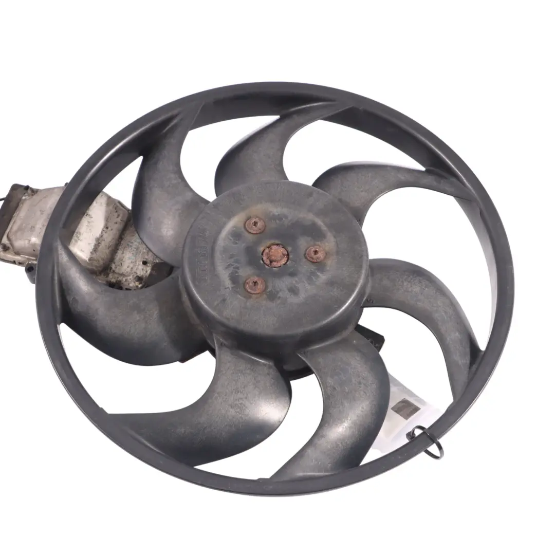 Refrigeración Radiador Ventilador Enfriador para Audi Q7 4L 3.0 TDI Diesel con número de pieza 7L0959455G Audi Q7 4L 3.0 TDI Diesel Refrigeración Radiador Ventilador Enfriador - SKU 7L0959455G - Número de pieza 7L0959455G