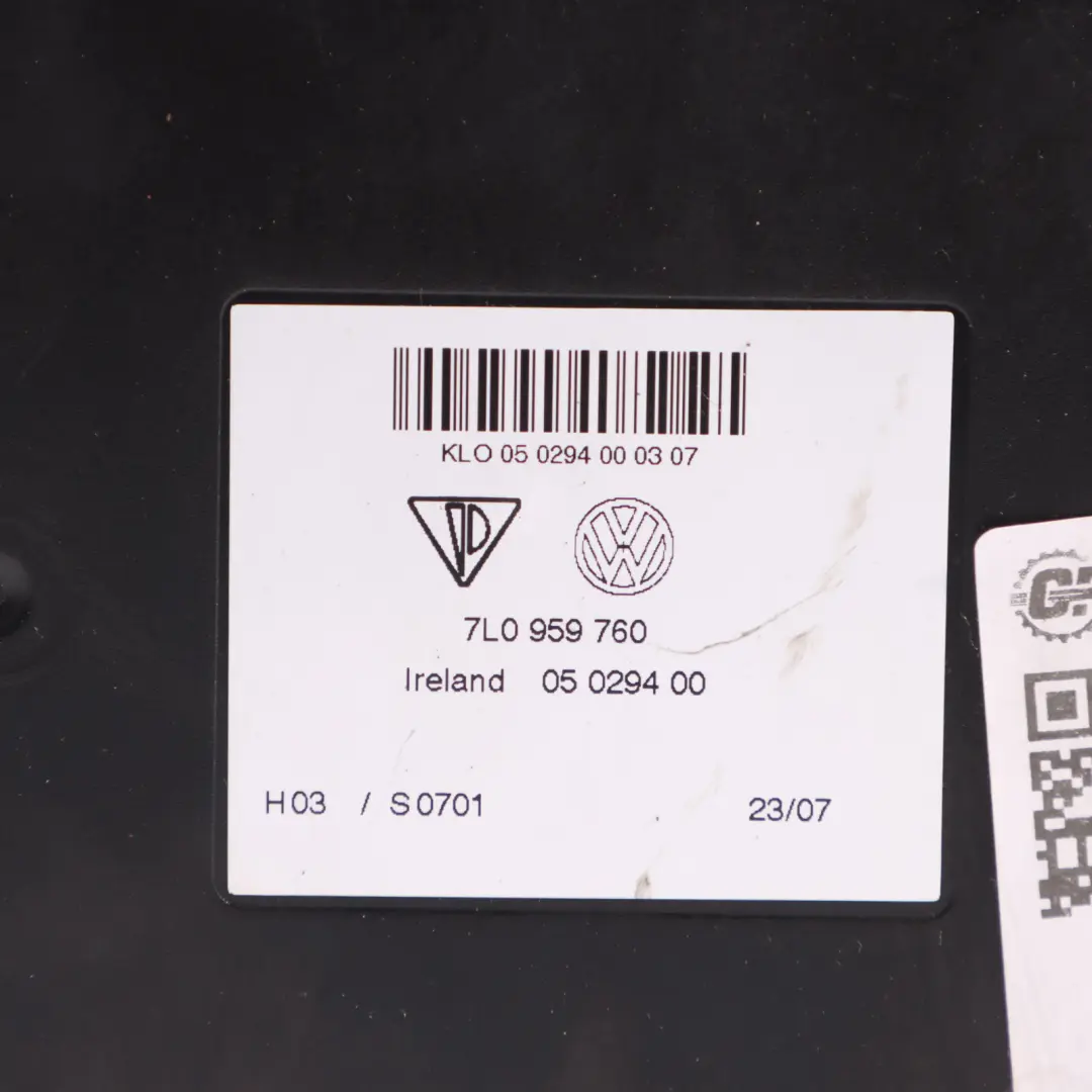 Volkswagen Touareg 7L Front Seat Module Right Left N/O/S Memory - SKU 7L0959760 - Part number 7L0959760