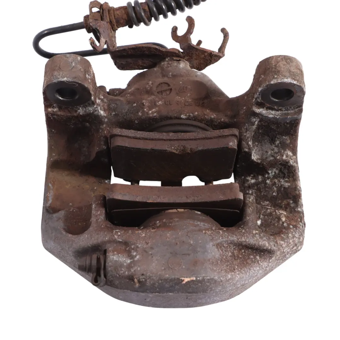 7L Carcasa de pinza de freno trasera izquierda para VW Volkswagen Touareg con número de pieza 7L6615423J VW Volkswagen Touareg 7L Carcasa de pinza de freno trasera izquierda - SKU 7L6615423J - Número de pieza 7L6615423J