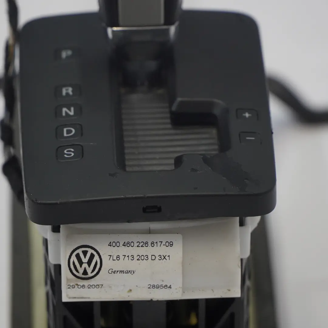 Volkswagen Touareg 7L Levier Vitesse Automatique - SKU 7L6713093A-1 - Numéro de pièce 7L6713093A