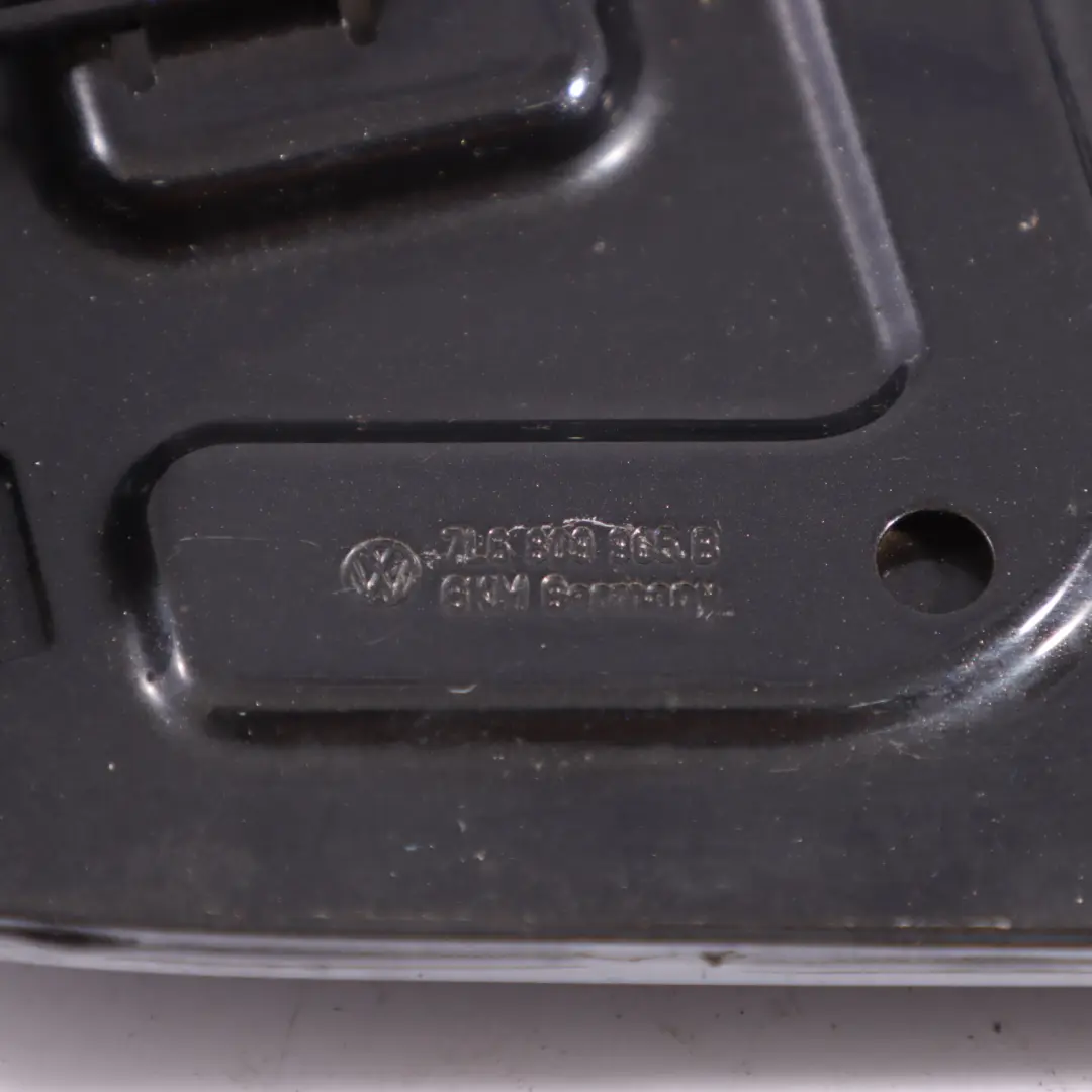 Volkswagen Touareg 7L Tank Klappe Tank Deckel Abdeckung Black Magic Pearl - LC9Z - SKU 7L6809905B-BLM - Teilenummer 7L6809905B