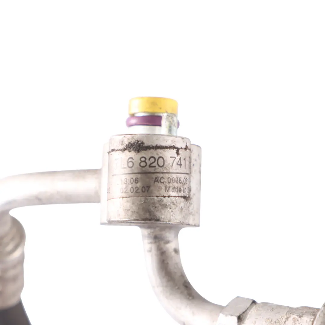 Tuyau de climatisation pour liquide de refroidissement Audi Q7 4L pour à propos du numéro de pièce 7L6820741E Tuyau de climatisation pour liquide de refroidissement Audi Q7 4L - SKU 7L6820741E - Numéro de pièce 7L6820741E