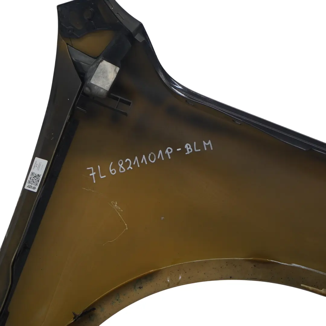 Parafango Laterale Anteriore Sinistro Black Magic - C9Z per Volkswagen VW Touareg con numero di parte 7L6821101P Volkswagen VW Touareg Parafango Laterale Anteriore Sinistro Black Magic - C9Z - SKU 7L6821101P-BLM - Numero di parte 7L6821101P