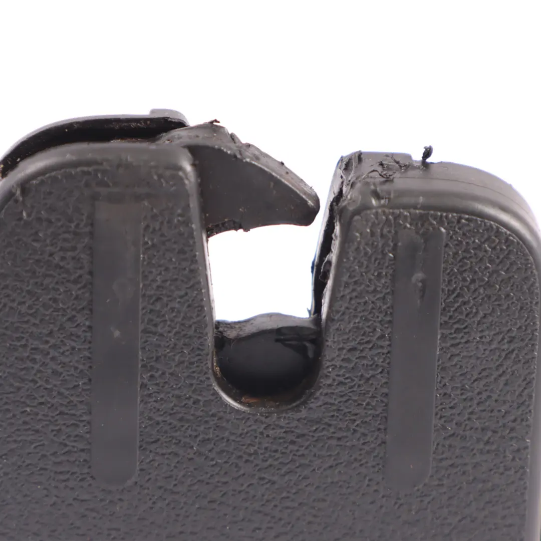 7L Tailgate Boot Lock Latch Rear Mechanism to Volkswagen Touareg with Part number 7L6827505D Volkswagen Touareg 7L Tailgate Boot Lock Latch Rear Mechanism - SKU 7L6827505D - Part number 7L6827505D