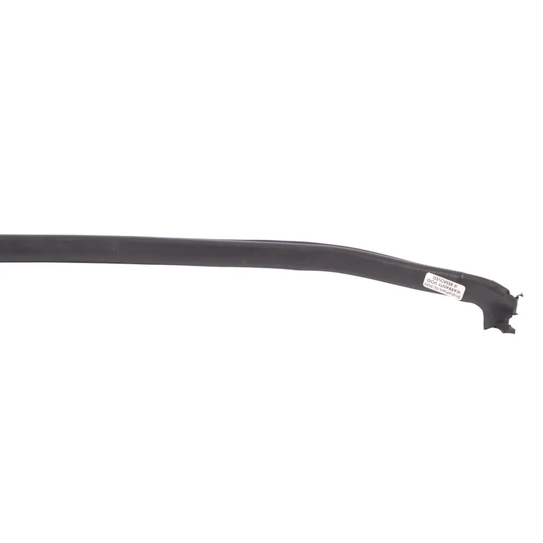 7L Front Door Seal Gasket Rubber Right O/S to Volkswagen Touareg with Part number 7L6837718 Volkswagen Touareg 7L Front Door Seal Gasket Rubber Right O/S - SKU 7L6837718 - Part number 7L6837718