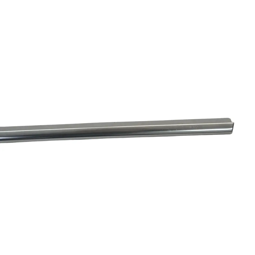 Volkswagen Touareg 7L Joint Étanchéité Porte Arrière Gauche Chrome - SKU 7L6839475E - Numéro de pièce 7L6839475E