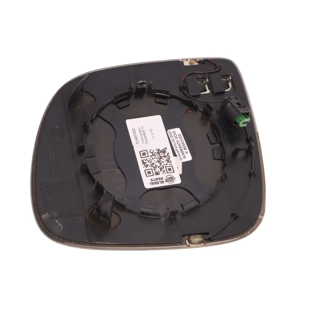 7L Door Wing Mirror Glass Right O/S to Volkswagen Touareg with Part number 7L6857522 Volkswagen Touareg 7L Door Wing Mirror Glass Right O/S - SKU 7L6857522 - Part number 7L6857522
