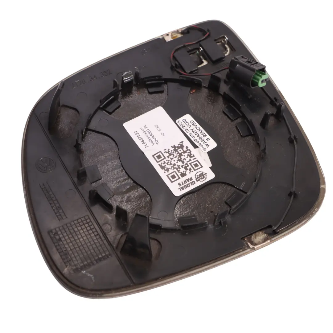 7L Door Wing Mirror Glass Right O/S to Volkswagen Touareg with Part number 7L6857522 Volkswagen Touareg 7L Door Wing Mirror Glass Right O/S - SKU 7L6857522 - Part number 7L6857522