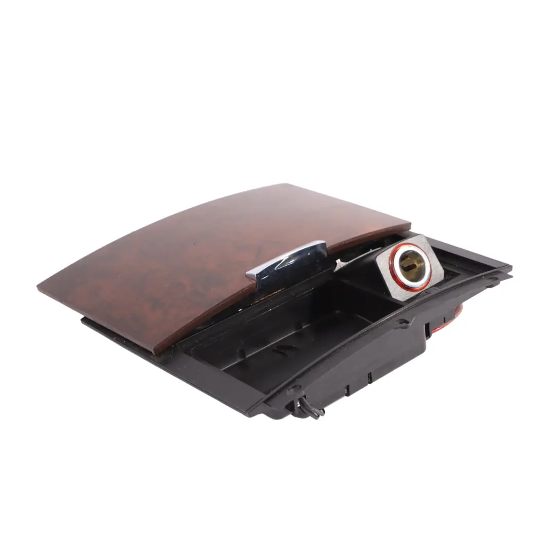 Volkswagen Touareg 7L Cendrier Console Centrale Cendrier Allume-Cigare - SKU 7L6857961 - Numéro de pièce 7L6857961
