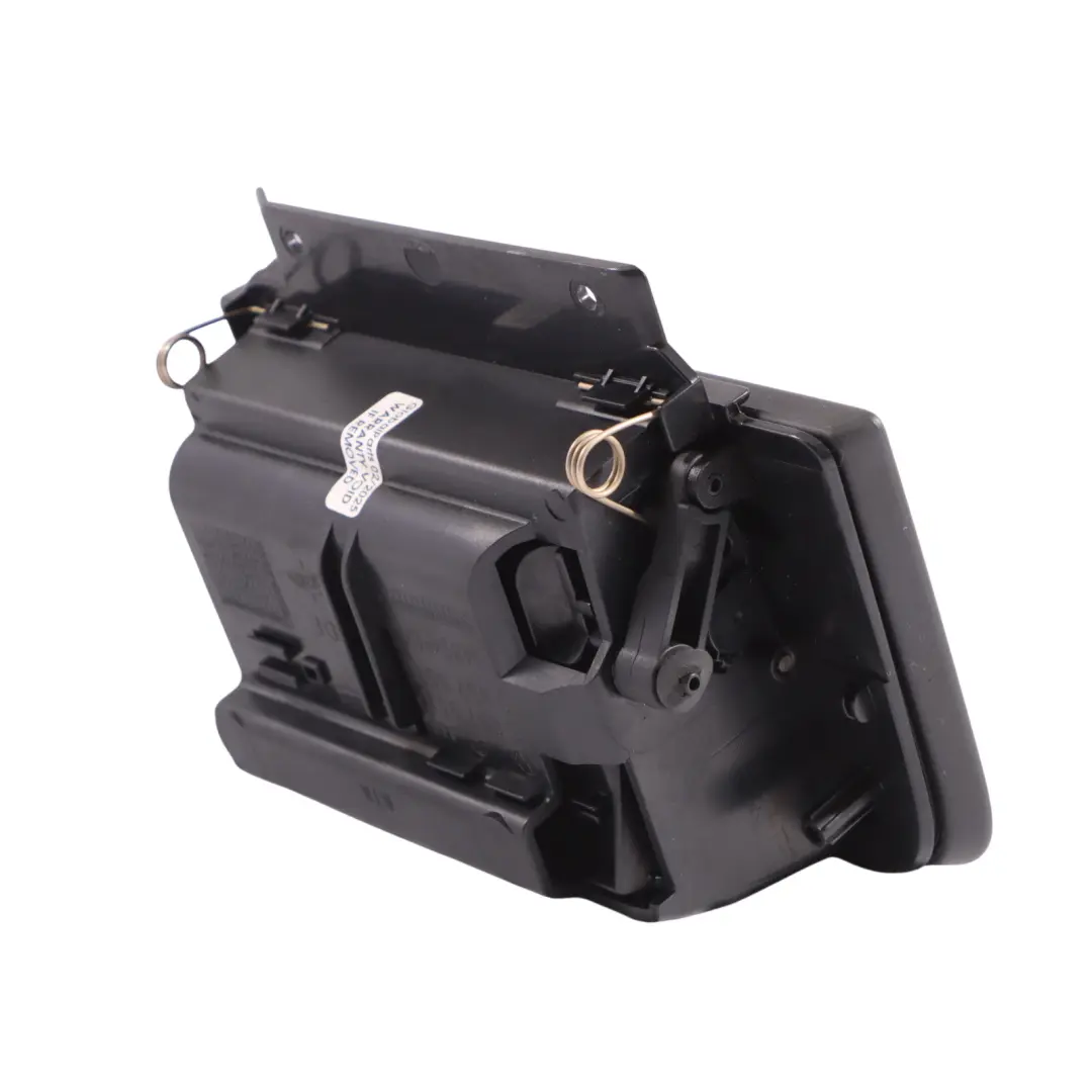 VW Volkswagen Touareg 7L Couvercle rangement cendrier arrière gauche - SKU 7L6857977A - Numéro de pièce 7L6857977A