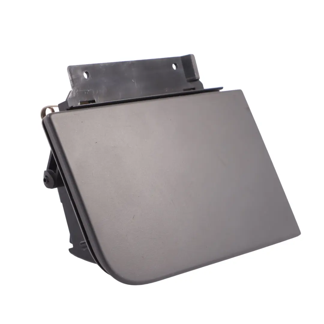 7L Aschenbecherfach Hinten Links für VW Volkswagen Touareg mit Teilenummer 7L6857977A VW Volkswagen Touareg 7L Aschenbecherfach Hinten Links - SKU 7L6857977A - Teilenummer 7L6857977A