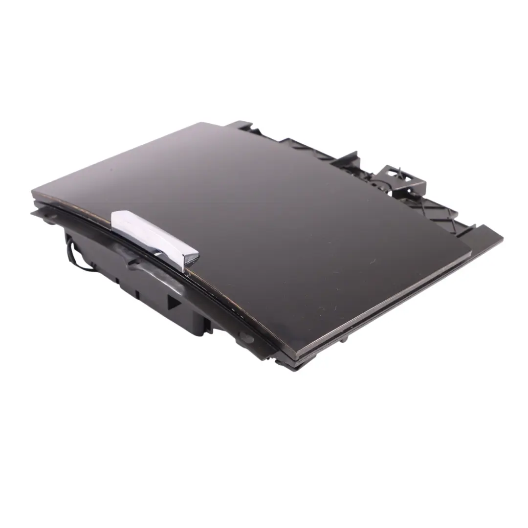 7L Aschen Becher Front Blende Abdeckung Schwarz für Volkswagen Touareg mit Teilenummer 7L6863071F Volkswagen Touareg 7L Aschen Becher Front Blende Abdeckung Schwarz - SKU 7L6863071F - Teilenummer 7L6863071F