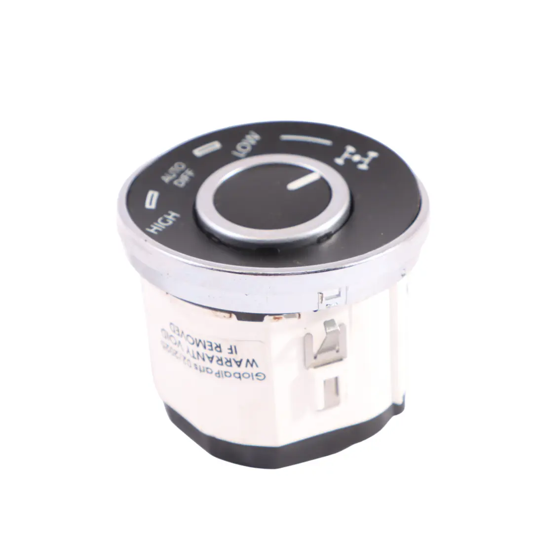 7L Interruttore Controllo Differenziale Pulsante per Volkswagen Touareg con numero di parte 7L6941435R Volkswagen Touareg 7L Interruttore Controllo Differenziale Pulsante - SKU 7L6941435R - Numero di parte 7L6941435R