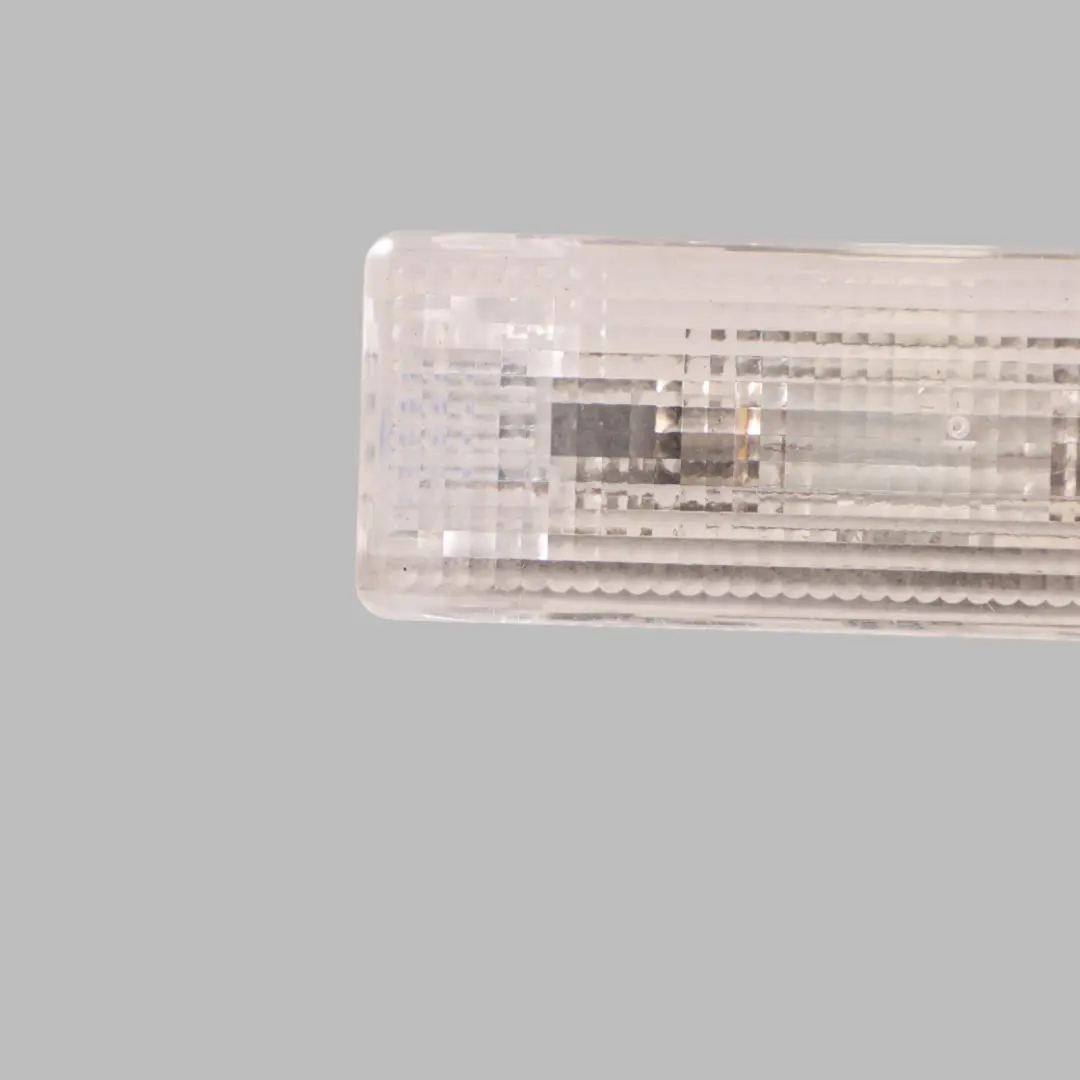 Seat Ibiza IV 6J Lampe D'Éclairage Intérieur Coffre À Bagages Arrière - SKU 7L6947101 - Numéro de pièce 7L6947101