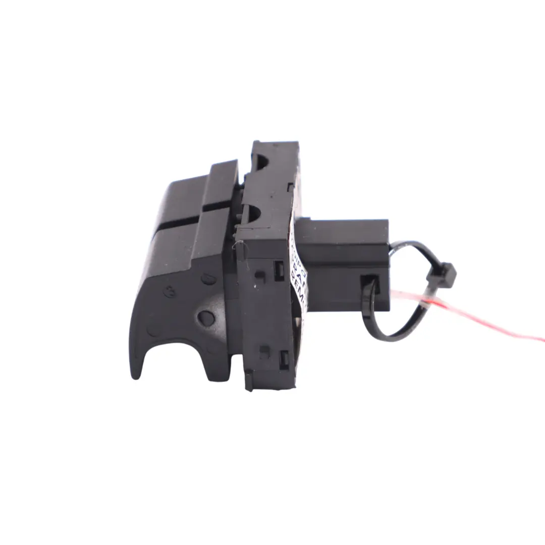 7L Touareg Interruptor Apertura Tapa Combustible Trasero para VW Volkswagen con número de pieza 7L6959903 VW Volkswagen 7L Touareg Interruptor Apertura Tapa Combustible Trasero - SKU 7L6959903 - Número de pieza 7L6959903