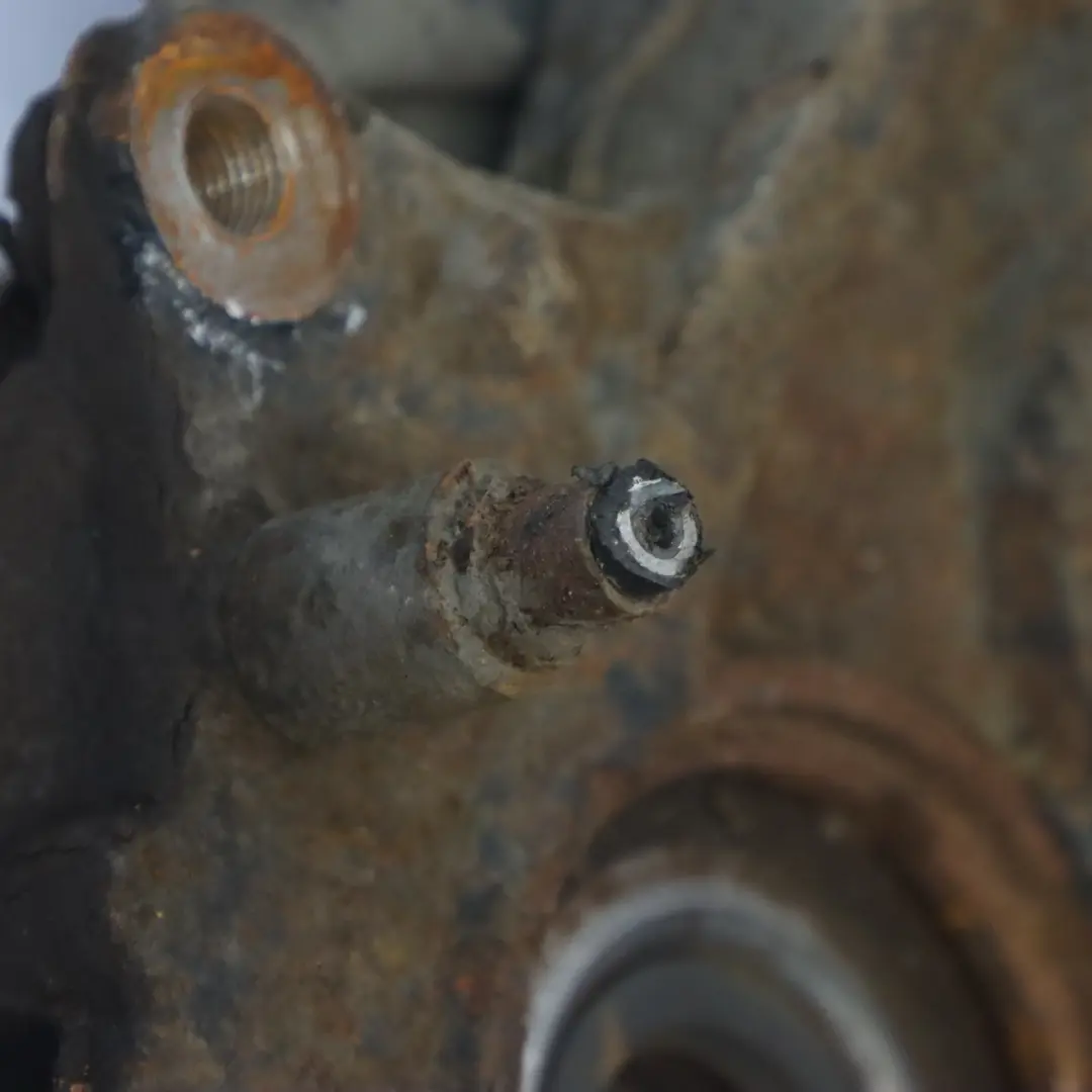 Trasero Izquierdo Rueda Portador Nudillo Freno Disco Placa para Audi Q7 4L con número de pieza 7L8505435A Audi Q7 4L Trasero Izquierdo Rueda Portador Nudillo Freno Disco Placa - SKU 7L8505435A-1 - Número de pieza 7L8505435A