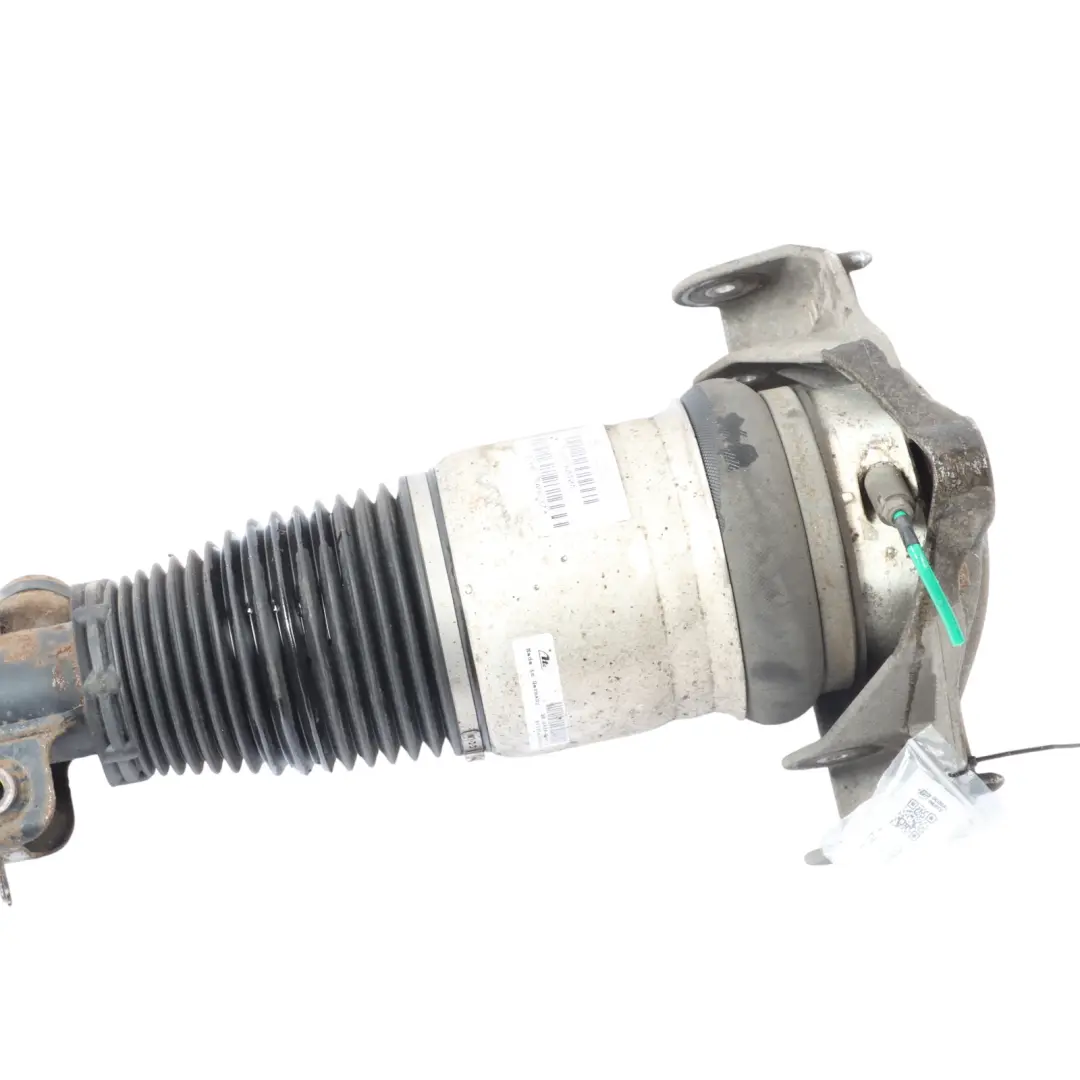 Amortisseur Avant Droit Suspension Pneumatique 7L8616040A pour Audi Q7 4L à propos du numéro de pièce 7L8616040D Audi Q7 4L Amortisseur Avant Droit Suspension Pneumatique 7L8616040A - SKU 7L8616040D - Numéro de pièce 7L8616040D