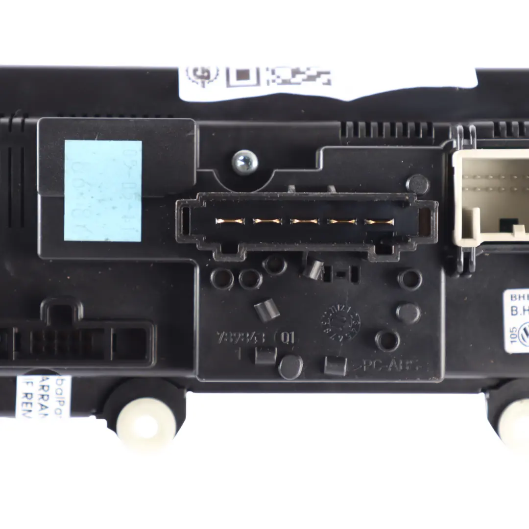 Heater Climate Control A/C Unit Switch Panel to Volkswagen Passat B7 with Part number 7N0907426BT Volkswagen Passat B7 Heater Climate Control A/C Unit Switch Panel - SKU 7N0907426BT - Part number 7N0907426BT