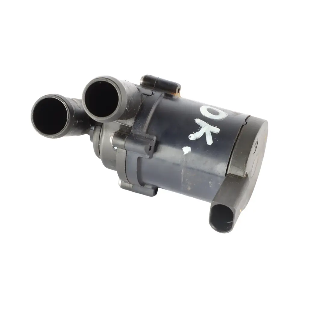 Additional Auxiliary Water Coolant Pump to Audi Q7 4L 3.0 TDI BUG with Part number 7P0965561 Audi Q7 4L 3.0 TDI BUG Additional Auxiliary Water Coolant Pump - SKU 7P0965561 - Part number 7P0965561