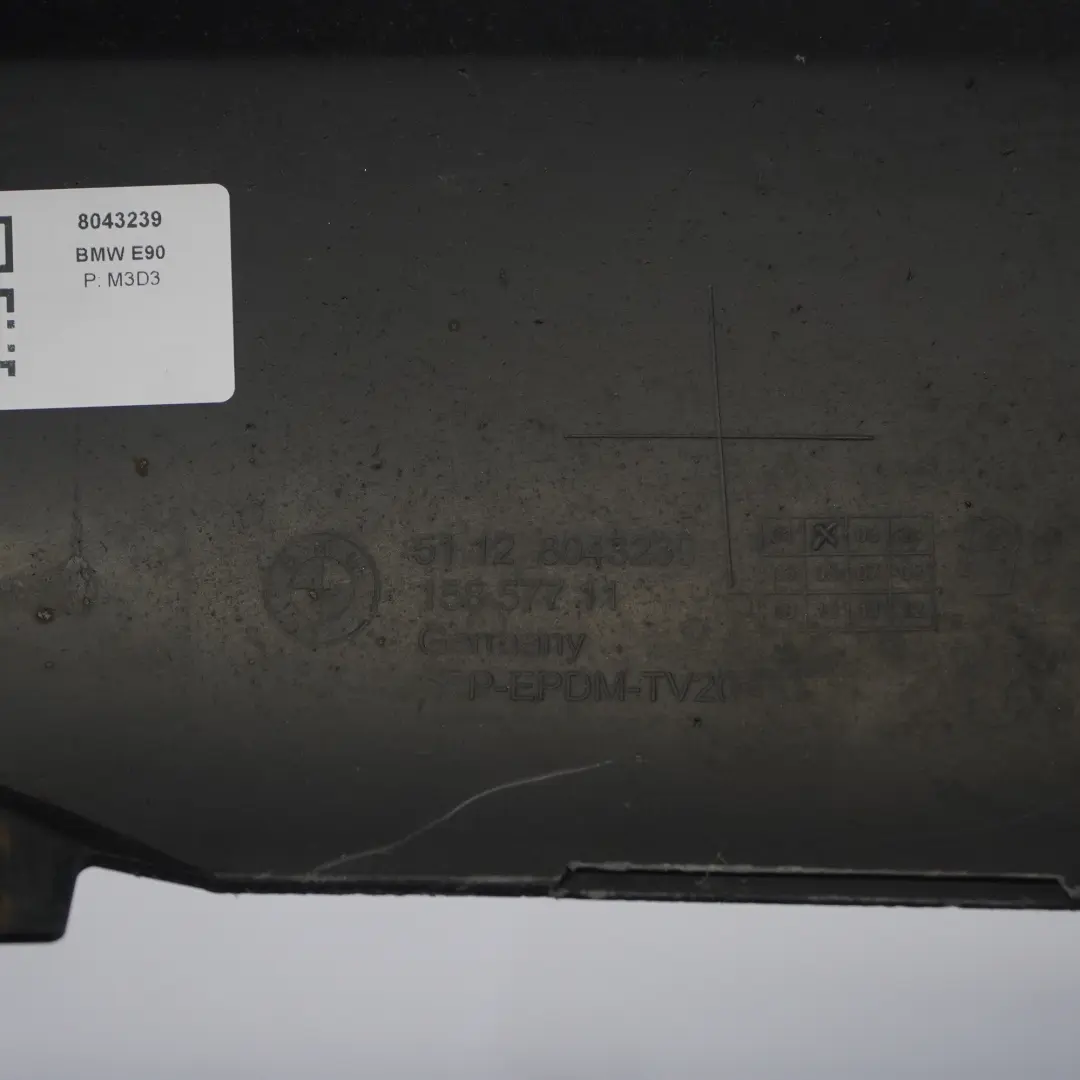 Inserto Liston Difusor Inferior Parachoques Trasero M Sport para BMW E90 E91 con número de pieza 8043239 BMW E90 E91 Inserto Liston Difusor Inferior Parachoques Trasero M Sport - SKU 8043239 - Número de pieza 8043239