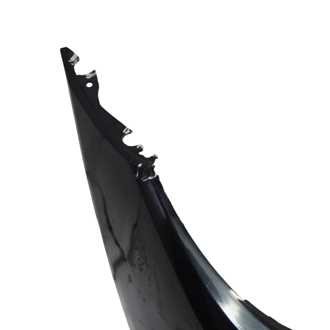 Przedni Zderzak M Sport Trim Panel Surround View Carbon Black - 416 do BMW F10 o numerze 8053876 BMW F10 Przedni Zderzak M Sport Trim Panel Surround View Carbon Black - 416 - SKU 8053876-CAR1 - Numer Części 8053876