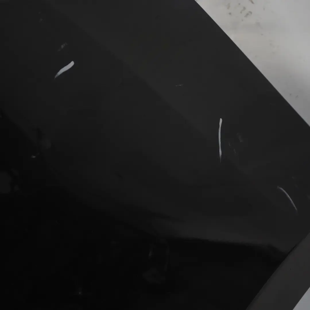 Zderzak Tylny M-Pakiet Sophistograu Brillanteffekt Szary - B90 do BMW F07 o numerze 8055055 BMW F07 Zderzak Tylny M-Pakiet Sophistograu Brillanteffekt Szary - B90 - SKU 8055055-SBR1 - Numer Części 8055055